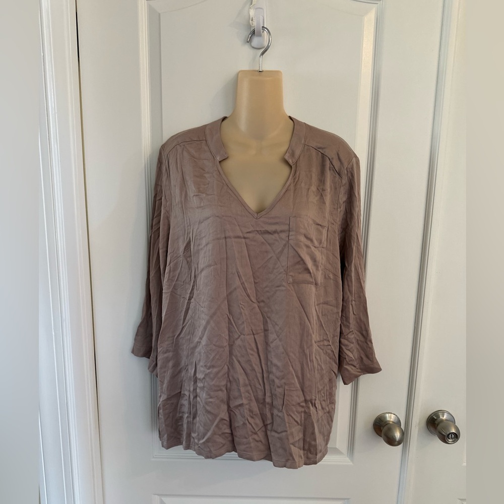 Lisa Rinna Collection Women's Top Woven Open-Neck‎ Blouse Brown